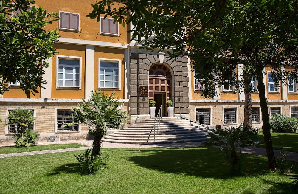 Lh Hotel Excel Roma Montemario Exteriör bild