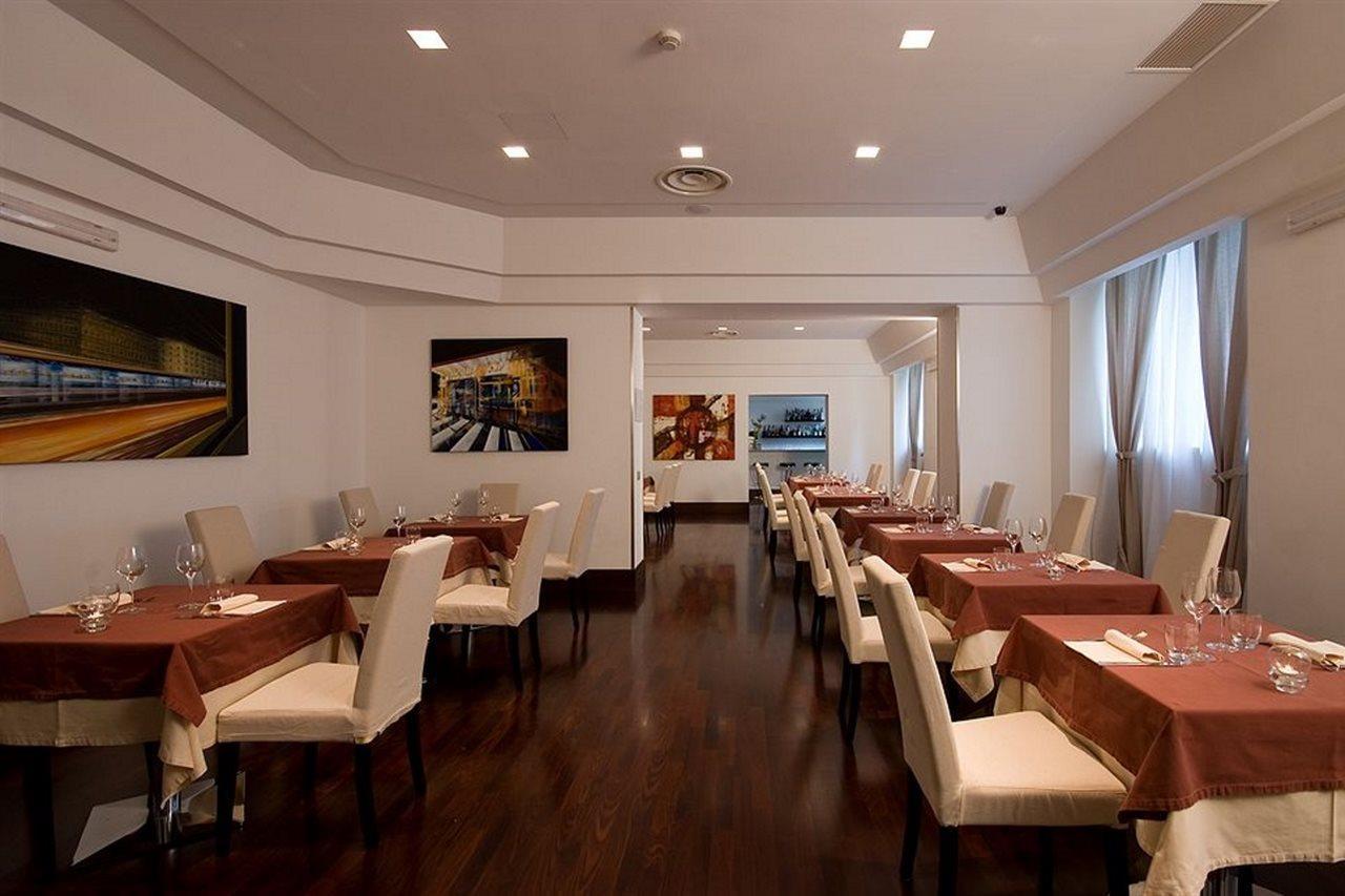 Lh Hotel Excel Roma Montemario Exteriör bild